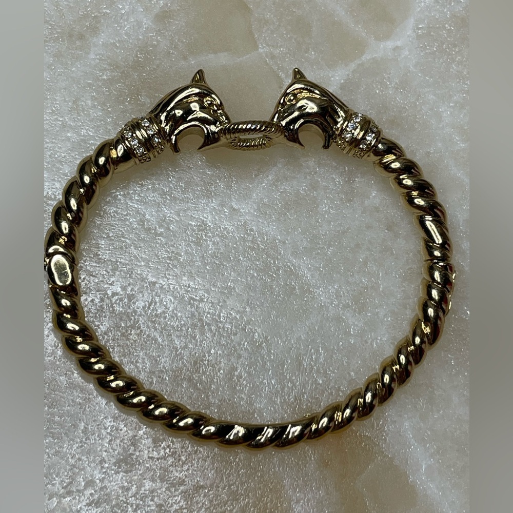 Stella & Dot Gold Tone Panther Head Hinged Bangle – Excellent Condition - Picture 5 of 6